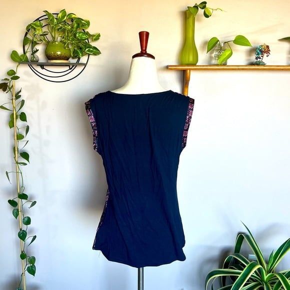 The Limited Blue and Red Patterned Tank Top Blouse Business Casual - Picture 5 of 6